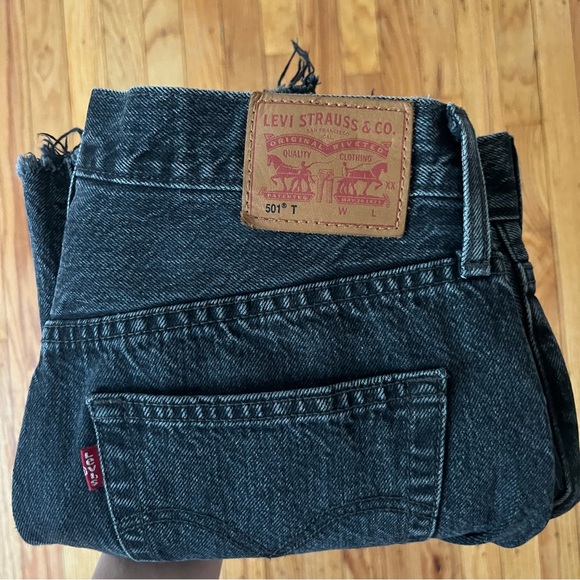 Levi’s 501 Tapered Jeans - Picture 5 of 5